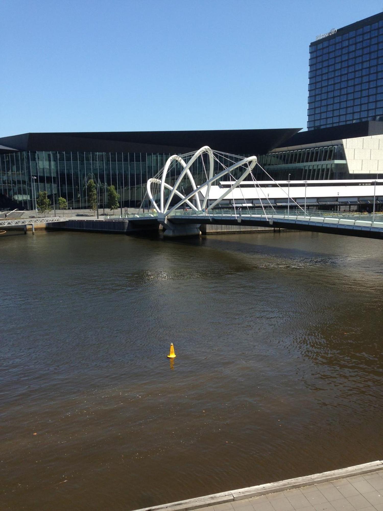 Waterfront Melbourne Apartments Eksteriør billede